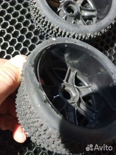 Колеса для buggy 1/8 HPI(HB) megagrid