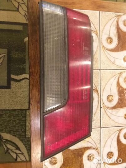 Задний фанарь пежо 405левый 1990год