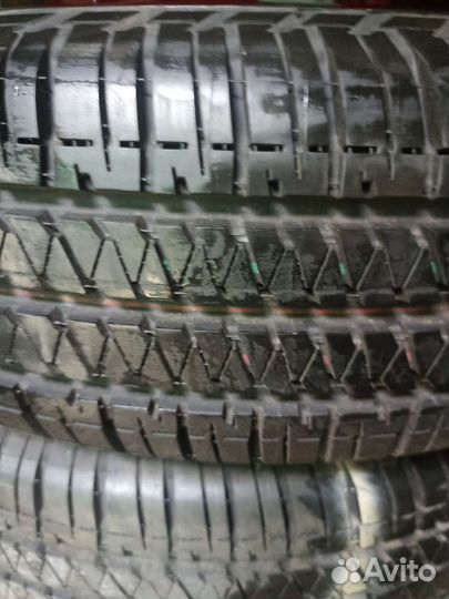 Bridgestone Dueler H/T 195/80 R15