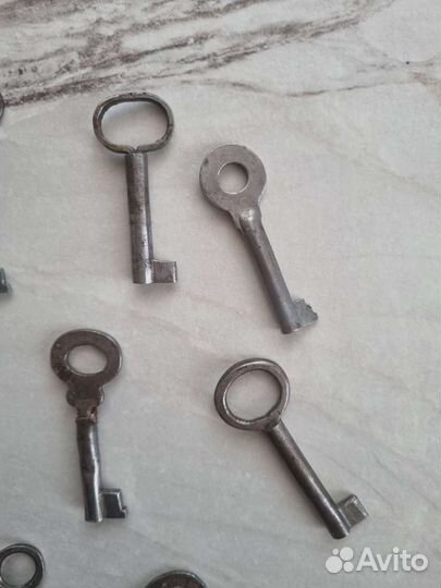 Ключи старые для замков