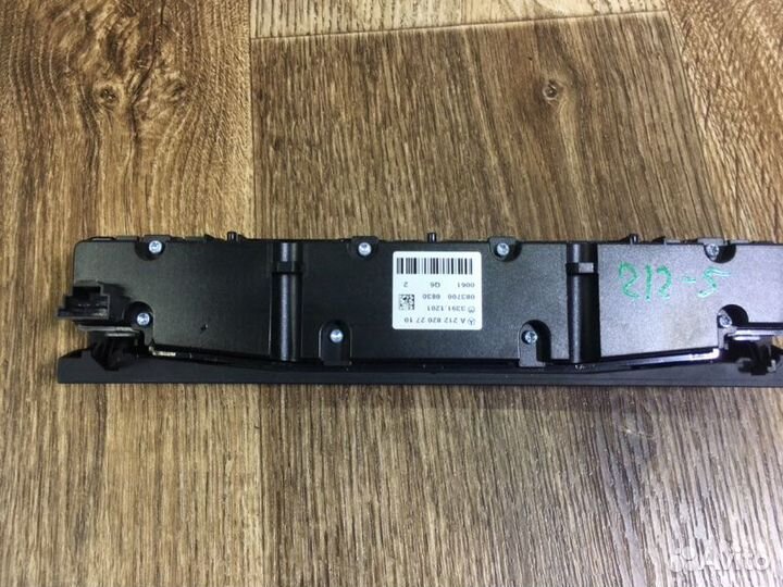 Блок кнопок Mercedes E W212 3.5 2010
