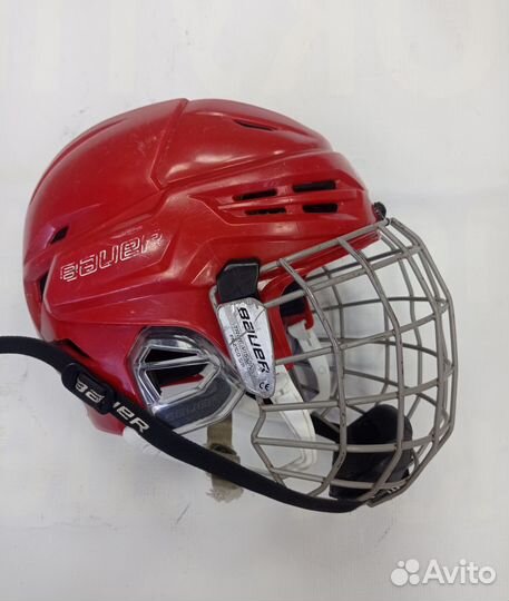Шлем хоккейный