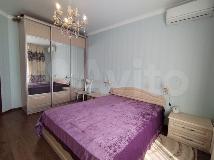 2-к. квартира, 54 м², 1/2 эт.