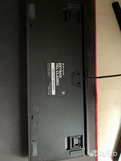 Клавиатура keyrox, мышка glorius