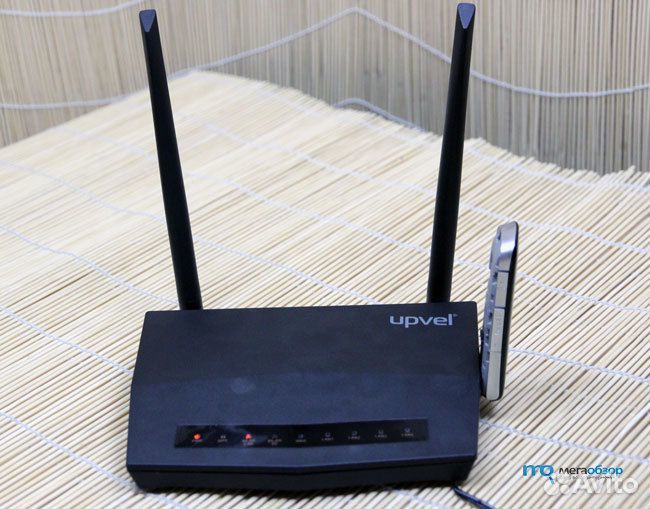 Продам роутер Upvel UR-825AC