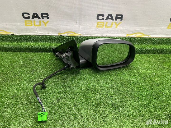 Зеркало заднего вида боковое правое Volvo C30