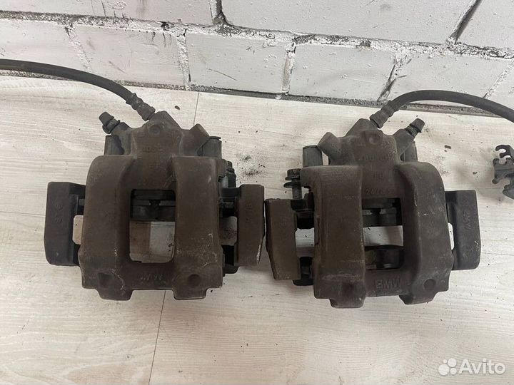 Передние тормозные суппорта BMW F20 F21 Ф20 Ф21