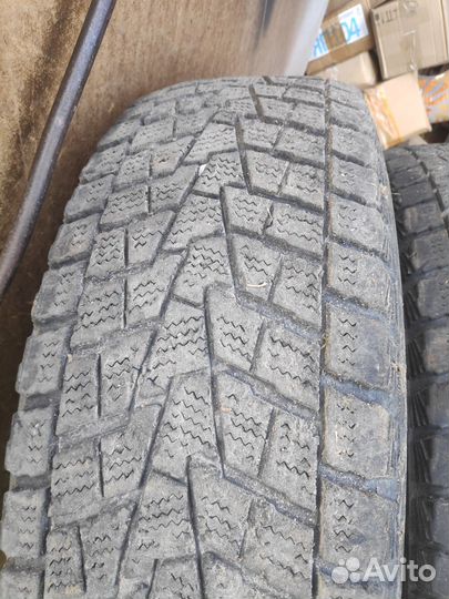 Bridgestone Winter Dueler DM-Z2 215/75 R16