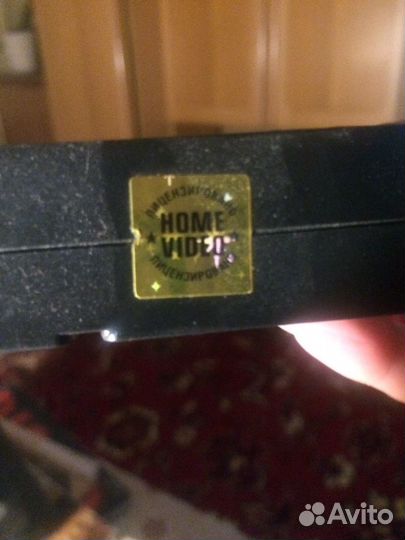 Видеокассеты с фильмами