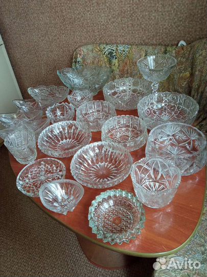 Хрустальные вазы,салатник,конфетницы