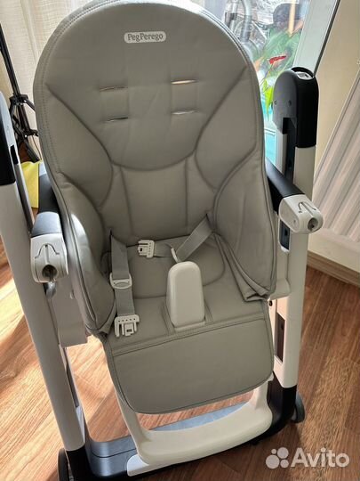 Стульчик для кормления Peg Perego Siesta Follow Me