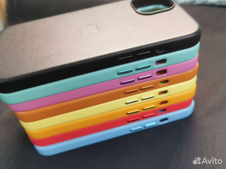 Чехол накладка на iPhone 13