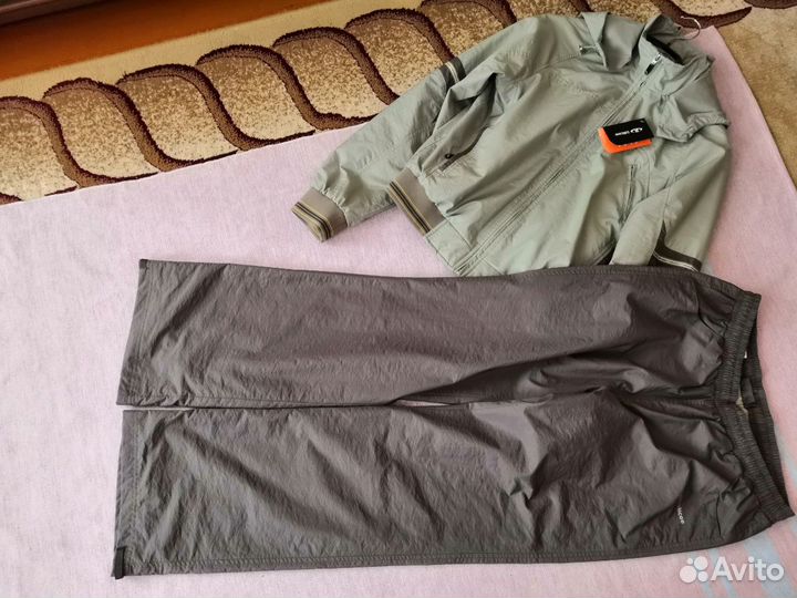 Спортивный костюм