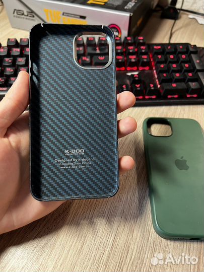 Чехлы iPhone 13