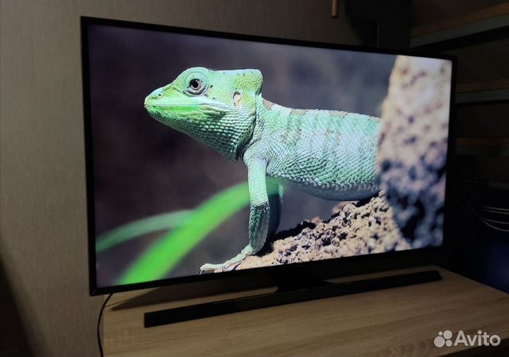 Телевизор samsung SMART tv