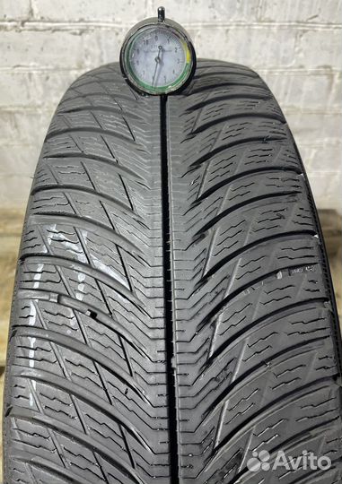 Michelin Pilot Alpin 5 215/65 R17