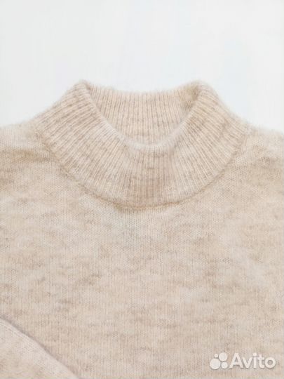 Свитер новый для девочки 128