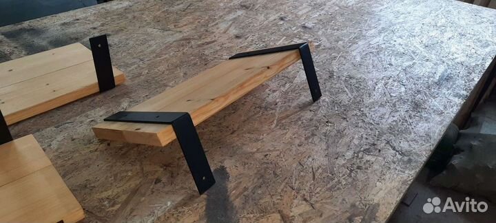 Полка подвесная