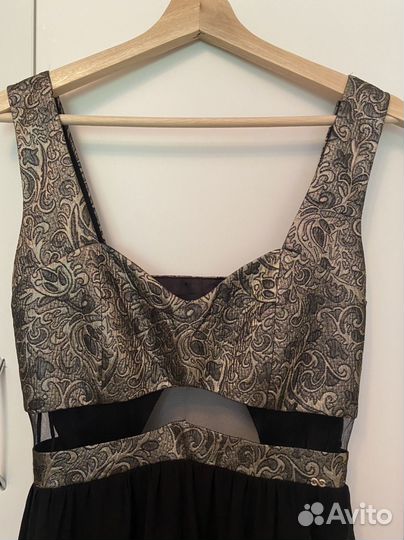 Платье вечернее