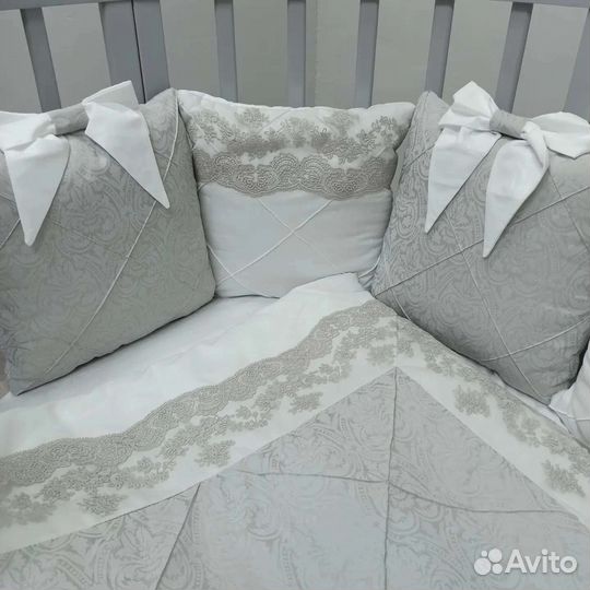 Бортики в кроватку