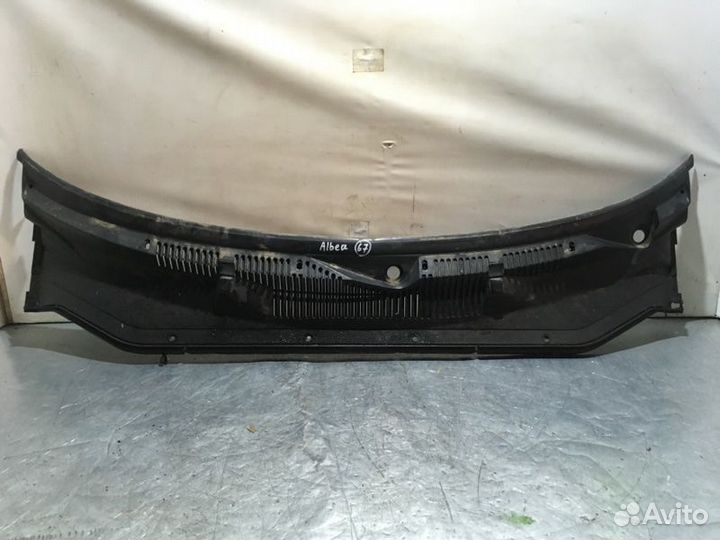 Решетка, жабо под дворники Fiat Albea 350A1000