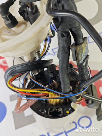 Топливный насос низкого давления Audi A6 Avant C7