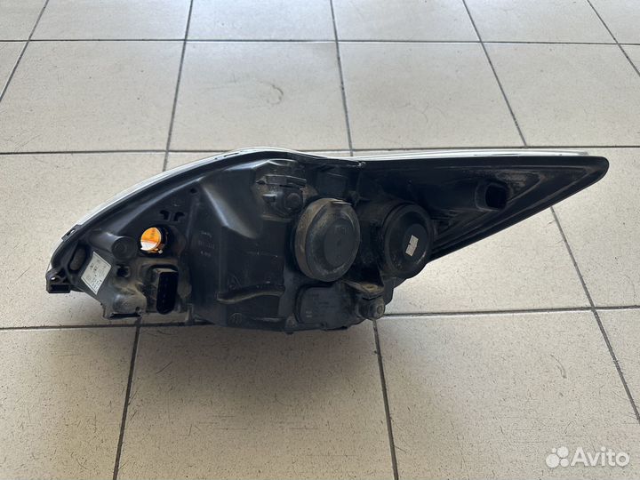 Фара правая Форд Фокус 2 Ford Focus 2