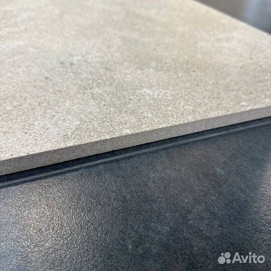 Утолщенный керамогранит 1,5см CC бежевый 60х60