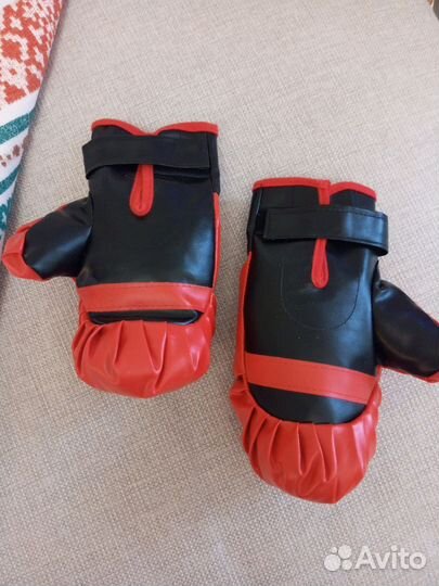 Детские боксерские перчатки