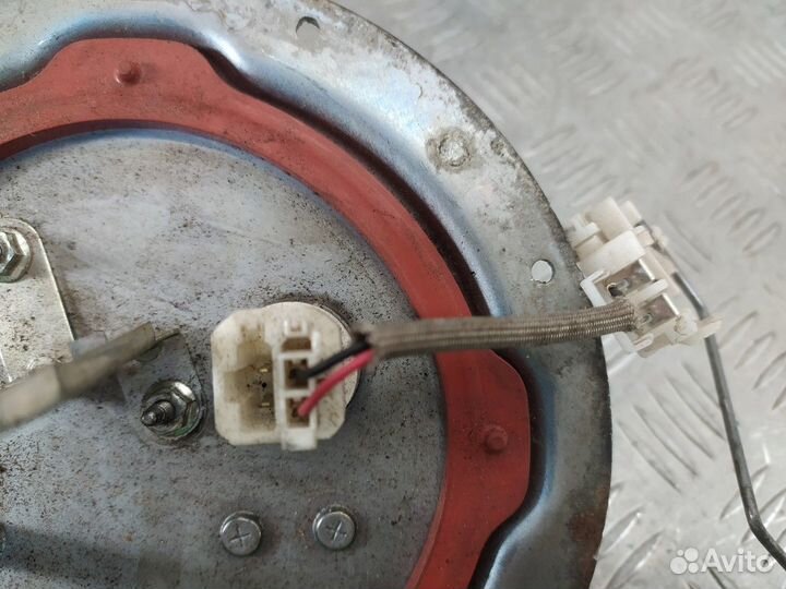 Датчик уровня топлива Mazda 6