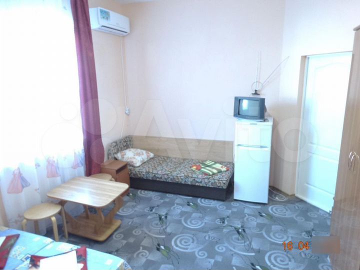 Комната 15 м² в 5-к., 2/3 эт.