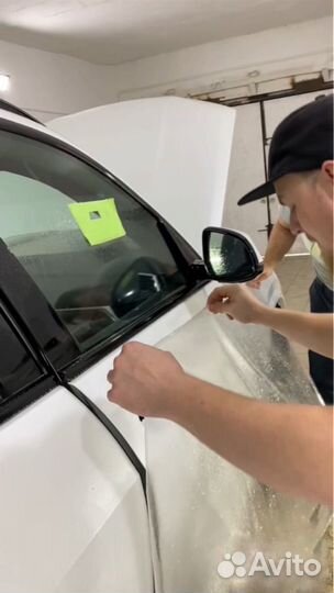 Оклейка авто защитной пленкой