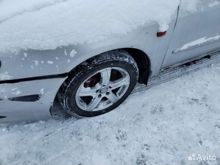 В разбор Ниссан maxima А33 МКПП