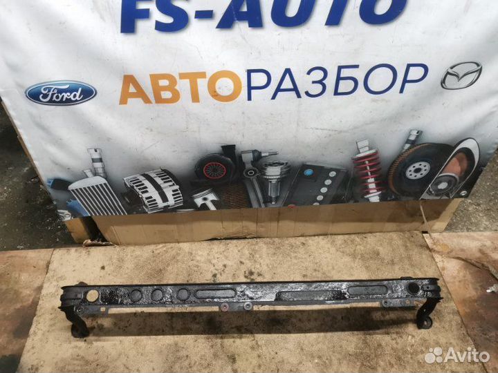 Планка радиатора Ford Focus 2 хетчбек 3 двери 2.0