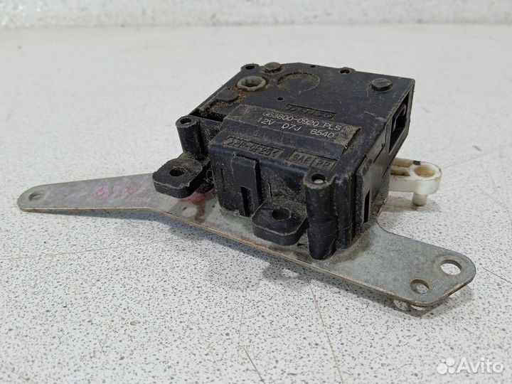 Моторчик управления заслонкой печки