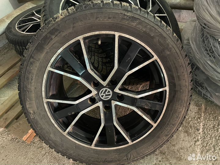 Колеса на volkswagen touareg r19