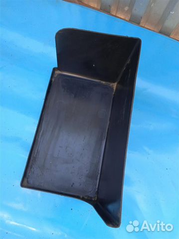 Площадка под аккумулятор (акб) Mitsubishi Pajero