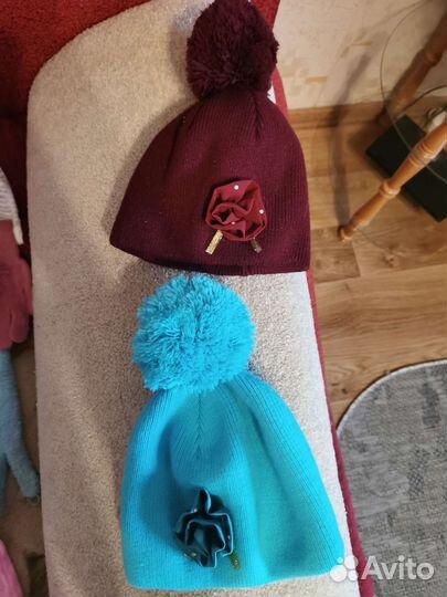 Шапка для девочки новые на 3/6 лет межсезонье