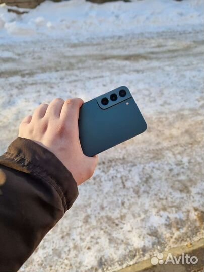 Samsung galaxy s22 plus u2