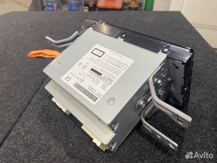 Штатное магнитола toyota auris