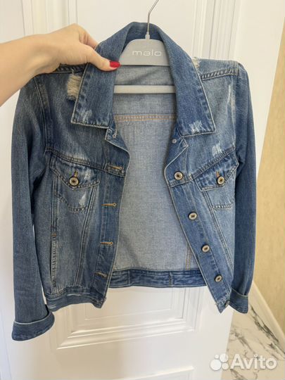 Куртка джинсовая размер S