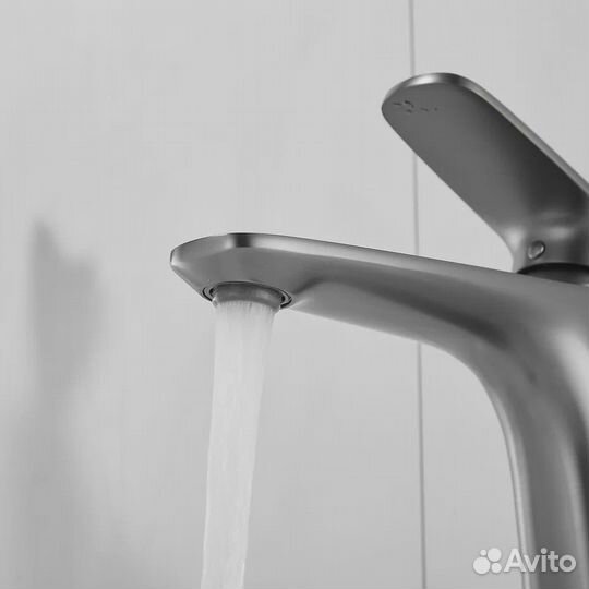 Смеситель для раковины Shevanik S8501T, оружейная сталь