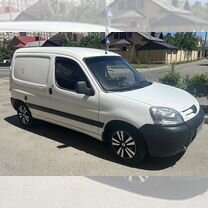 Peugeot Partner 1.4 MT, 2011, 224 000 км, с пробегом, цена 655 000 руб.