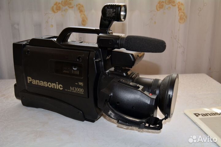 Видеокамера Panasonic 3000
