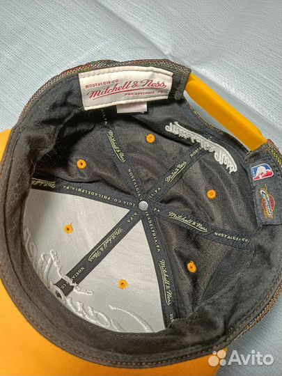 Кепка мужская mitchell&ness