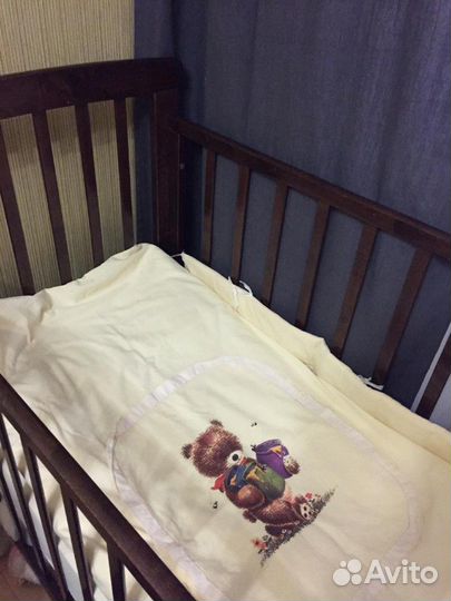 Кровать-манеж