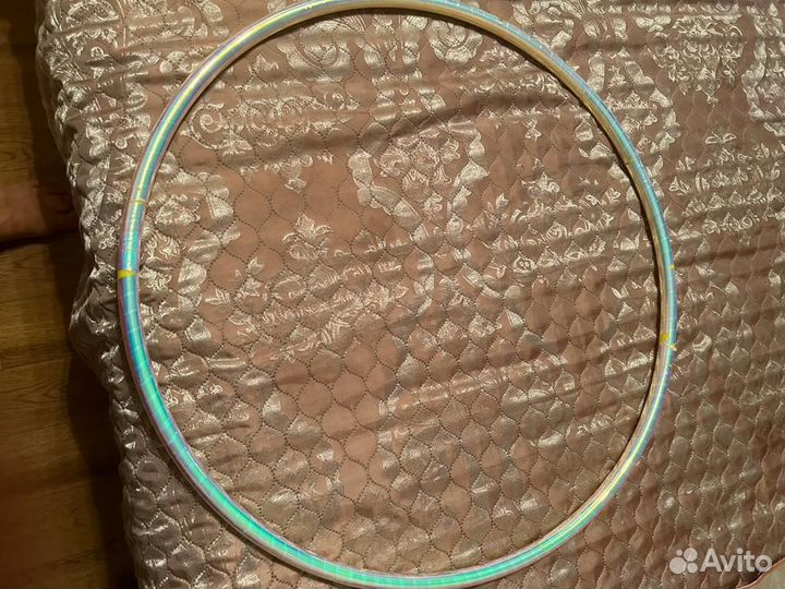 Продам булавы и обруч для худ.гимнастики