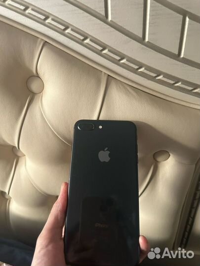 iPhone 8, 128 ГБ