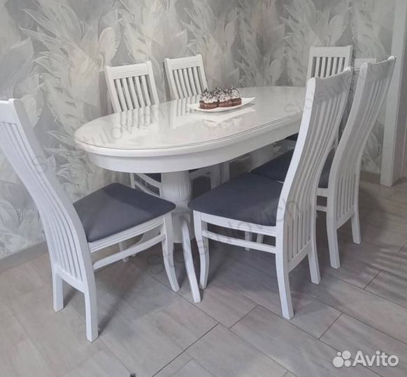 Кухонный стол