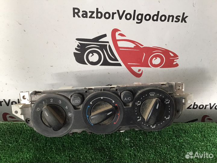Блок управления печки Ford Focus 2